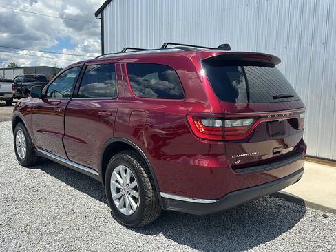 Used 2023 Dodge Durango SXT AWD/4WD image 3