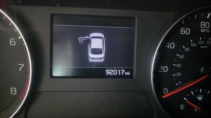 Used 2019 Kia Forte LXS FWD image 13