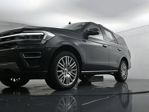 Certified 2022 Ford Expedition Limited AWD/4WD image 33
