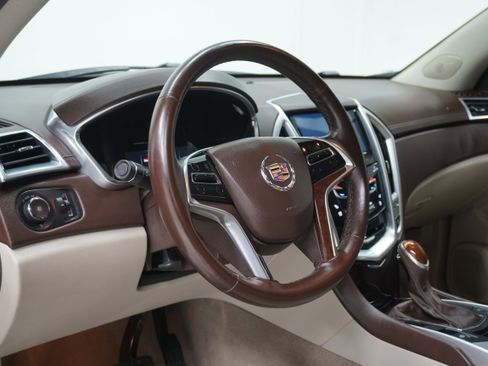 Used 2014 Cadillac SRX Premium image 9