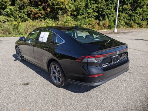 Used 2024 Honda Accord EX image 6