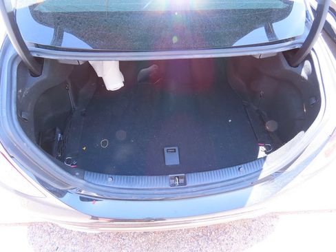 Used 2021 Mercedes-Benz C 300 Sedan image 12