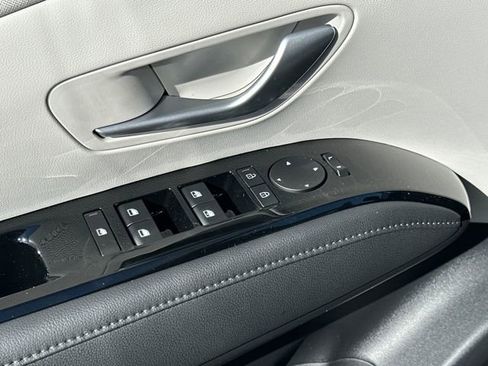 New 2026 Hyundai Tucson Limited AWD/4WD image 12