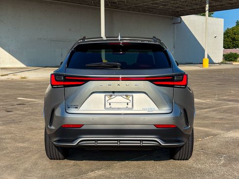 Used 2025 Lexus NX 350 F Sport AWD/4WD image 11