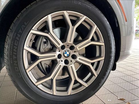Used 2026 BMW X7 xDrive40i AWD/4WD image 35