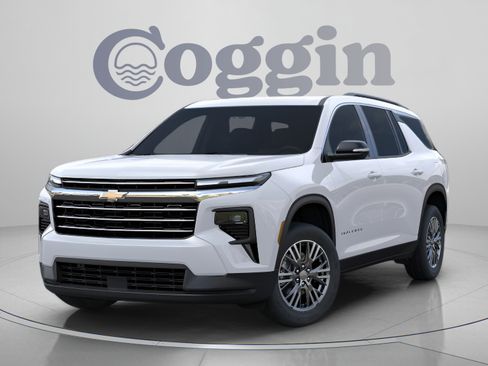 New 2026 Chevrolet Traverse LT w/ Driver Confidence Package FWD image 8