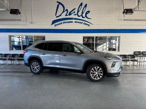 New 2026 Buick Enclave Preferred AWD/4WD image 1