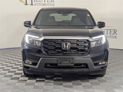 Used 2023 Honda Passport EX-L image 3
