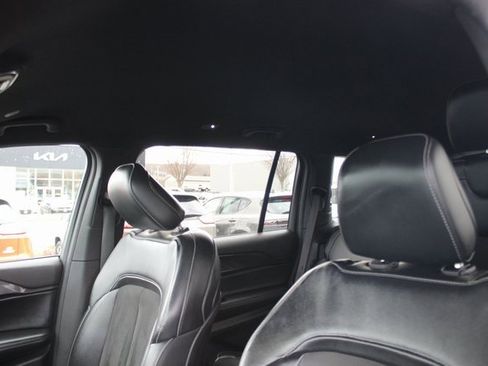 Used 2021 Jeep Grand Cherokee L Laredo image 21