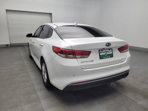 Used 2018 Kia Optima LX w/ Convenience Package image 5