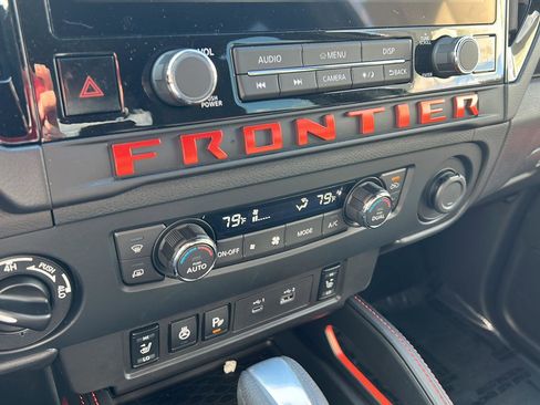 New 2026 Nissan Frontier PRO-4X w/ Pro-4x Convenience Package image 19