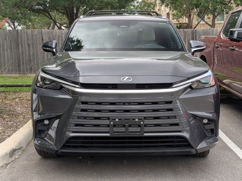 Used 2025 Lexus TX 350 AWD w/ Technology Package image 2
