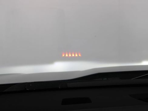 Used 2024 Cadillac XT4 Premium Luxury image 29