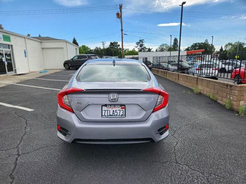 Used 2016 Honda Civic EX-L image 4