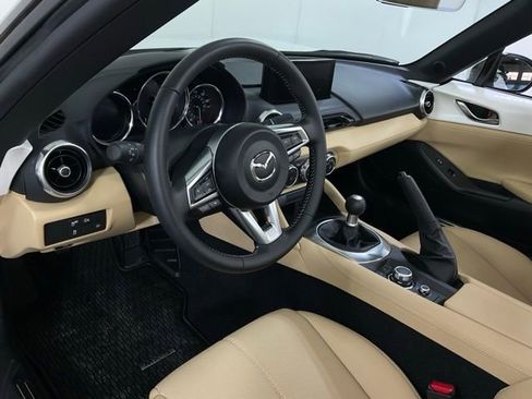 Used 2025 MAZDA MX-5 Miata Grand Touring w/ Weather Package image 25