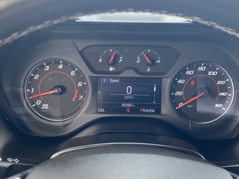 Used 2021 Chevrolet Camaro LT w/ RS Package image 32