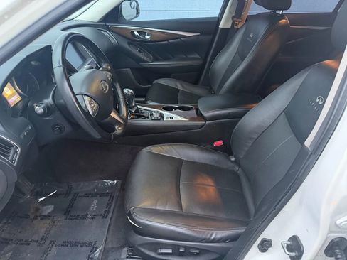 Used 2014 INFINITI Q50 Premium w/ Technology Package image 9