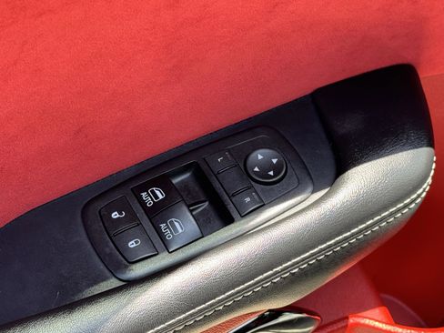 Used 2017 Dodge Challenger SRT Hellcat RWD image 28