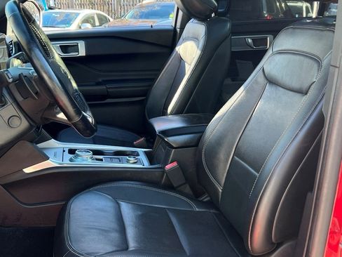 Certified 2020 Ford Explorer Limited image 18
