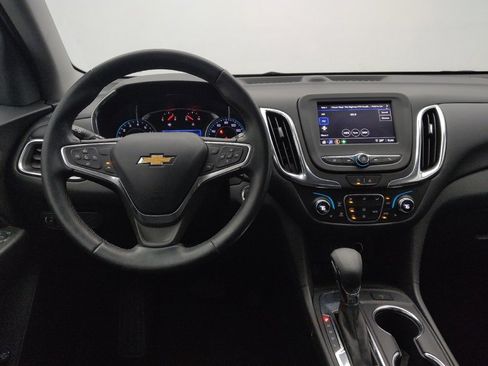 Used 2023 Chevrolet Equinox LT image 22