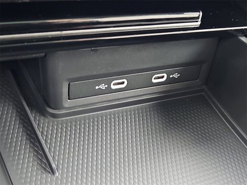 New 2026 Volkswagen Atlas Cross Sport SEL Premium R-Line image 12