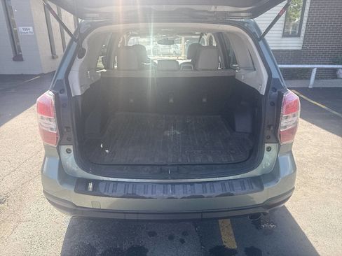 Used 2015 Subaru Forester 2.5i Limited AWD/4WD image 9