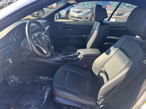 Used 2013 BMW 328i Convertible image 10