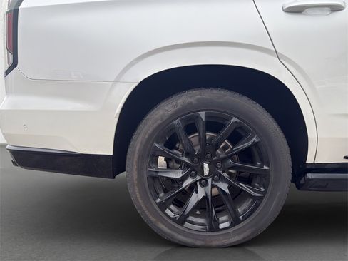 Used 2022 Cadillac Escalade Sport w/ Touring Package image 15