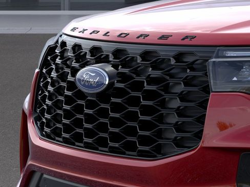 New 2026 Ford Explorer ST-Line w/ ST-Line Street Pack AWD/4WD image 17