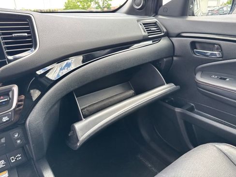 Used 2021 Honda Pilot Black Edition image 12