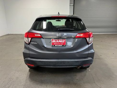 Used 2019 Honda HR-V LX image 4