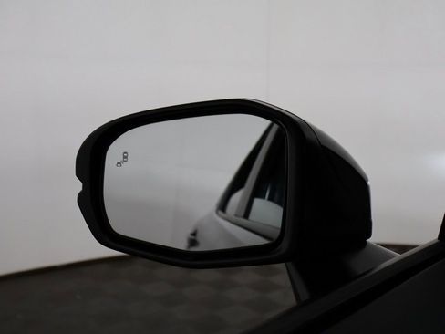 Used 2025 Honda HR-V Sport image 34