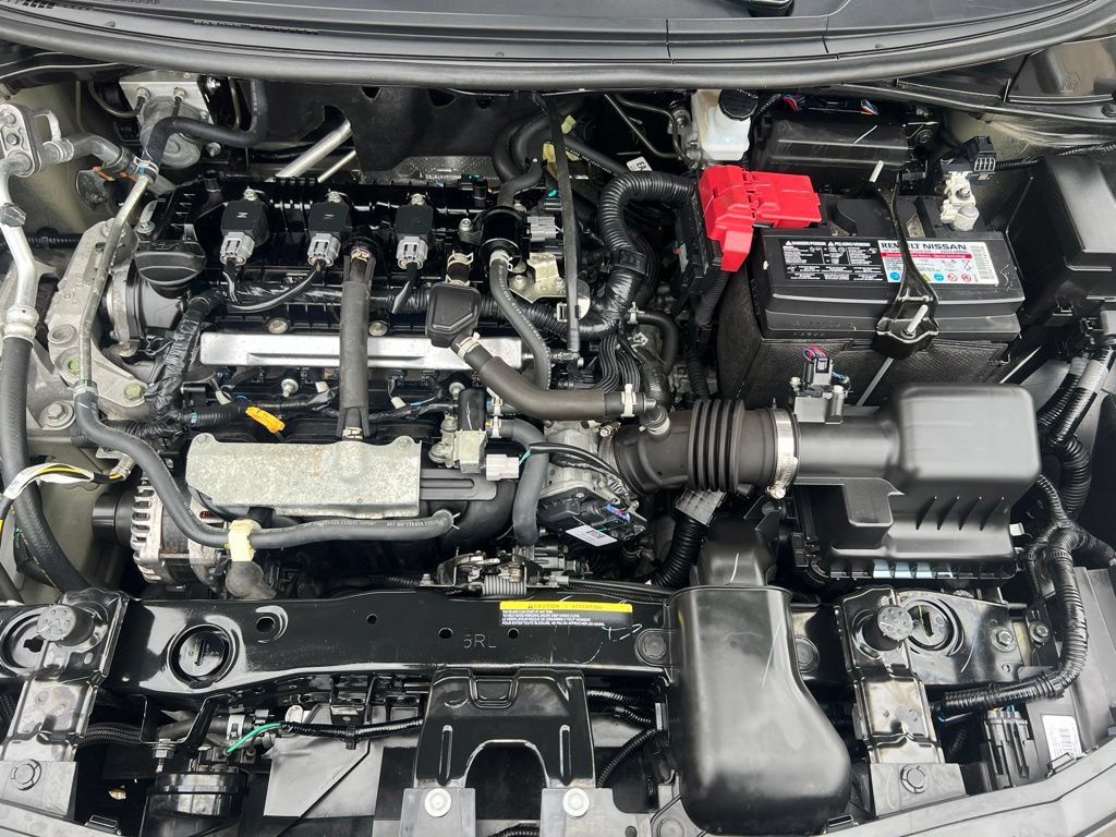 Certified 2025 Nissan Versa SR w/ Trunk Package FWD image 27
