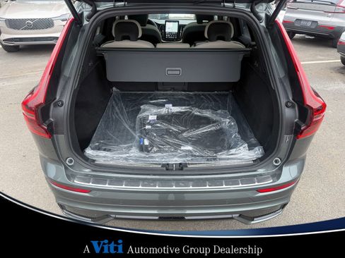 Used 2026 Volvo XC60 B5 Plus w/ Protection Package Premier image 24