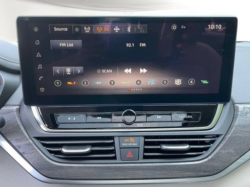 Used 2025 Nissan Altima 2.5 SL FWD image 28