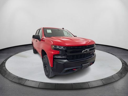 Used 2021 Chevrolet Silverado 1500 LT Trail Boss w/ Convenience Package II AWD/4WD image 3