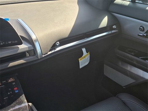 New 2026 Cadillac Vistiq Sport image 20