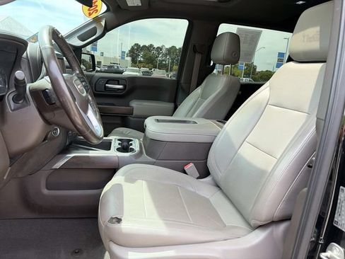 Used 2019 GMC Sierra 1500 SLT w/ SLT Premium Package AWD/4WD image 16