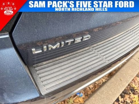 Used 2019 Ford Expedition Limited w/ Equipment Group 301A image 6