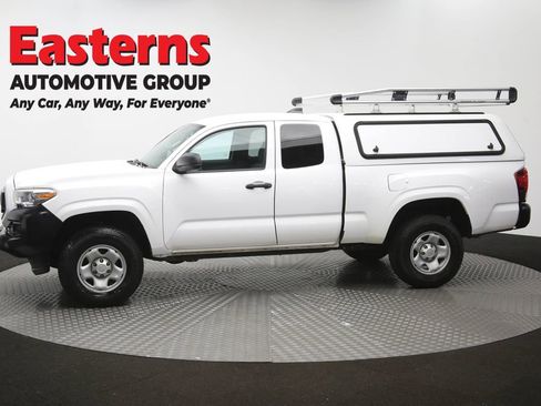 Used 2020 Toyota Tacoma SR RWD image 58