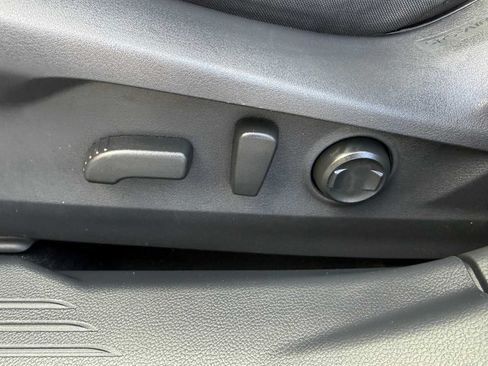 Certified 2025 Subaru Outback Premium w/ Popular Package #1A AWD/4WD image 14