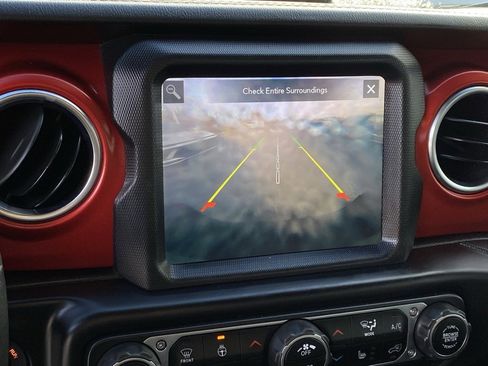 Used 2020 Jeep Gladiator Rubicon image 19