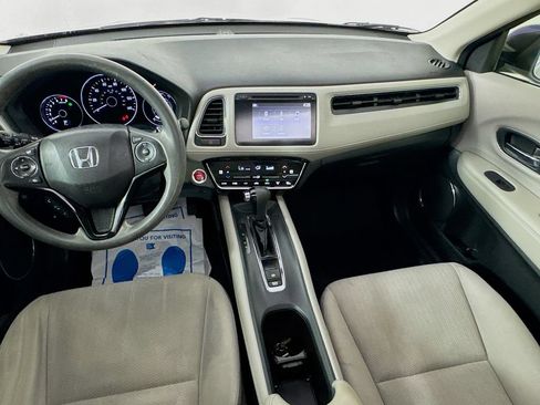 Used 2017 Honda HR-V EX image 28