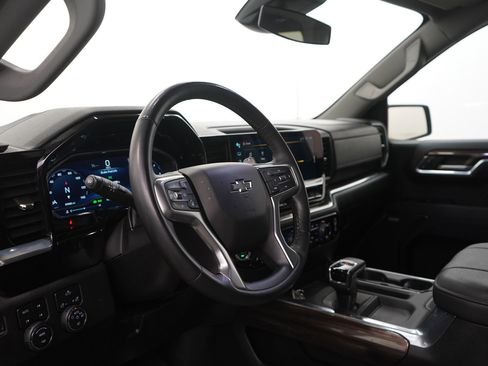 Used 2023 Chevrolet Silverado 1500 RST w/ Convenience Package II image 17