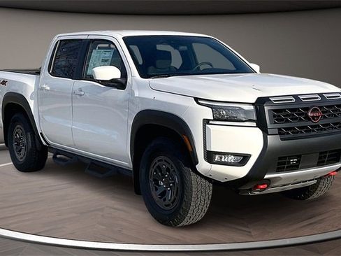 New 2026 Nissan Frontier PRO-4X w/ Pro-4x Convenience Package image 2