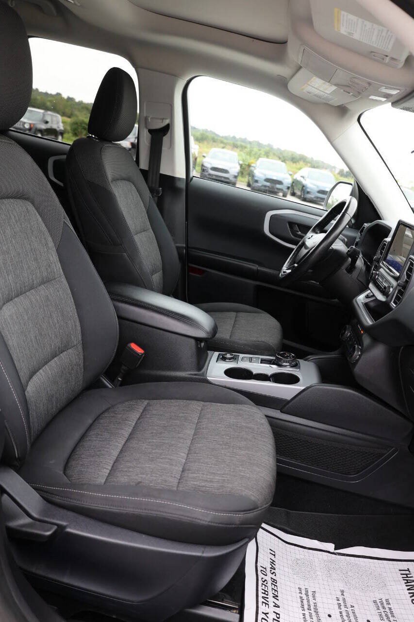 Used 2021 Ford Bronco Sport Big Bend w/ Big Bend Package AWD/4WD image 15