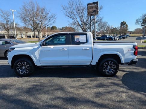 Used 2024 Chevrolet Colorado LT w/ LT Convenience Package III image 5