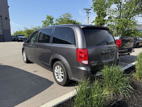 Used 2018 Dodge Grand Caravan SXT FWD image 5