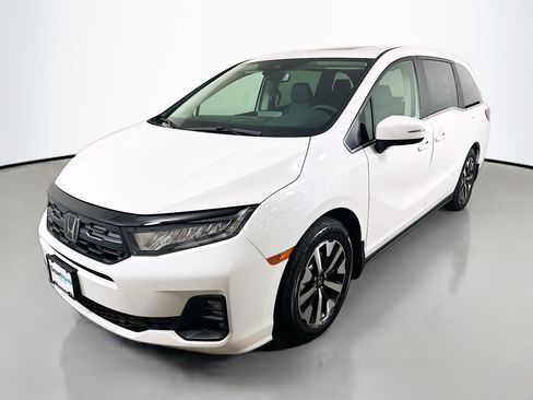 New 2026 Honda Odyssey EX-L image 3