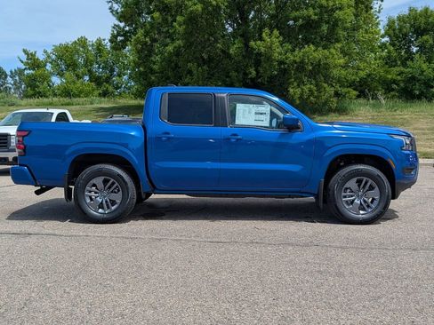 New 2026 Nissan Frontier SV w/ SV Convenience Package AWD/4WD image 8
